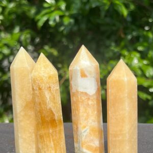 Torri in Calcite Miele cm 8/9